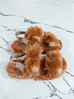 UGG Oh Yeah Spot Chestnut & Cream Fluffy Strap Slide Sandals